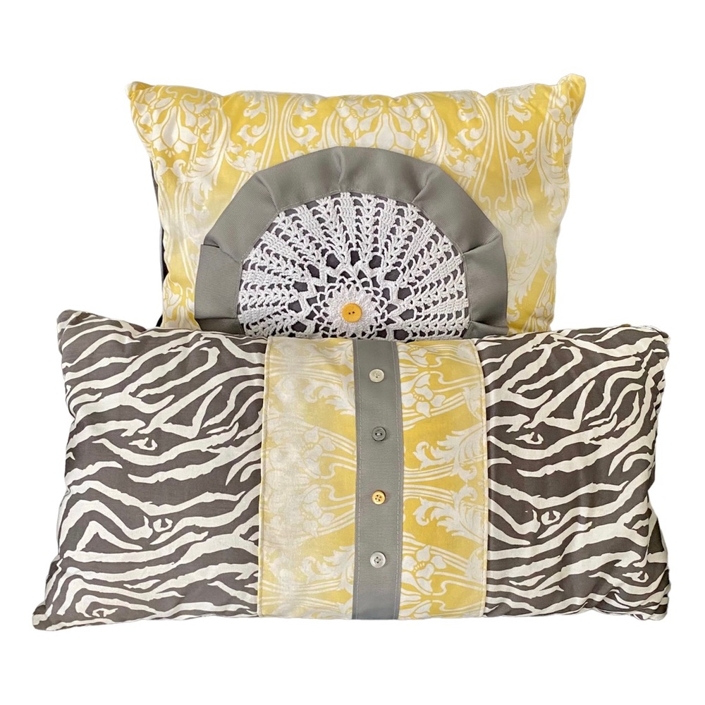 🆕 Handmade Shabby Chic Throw Pillows